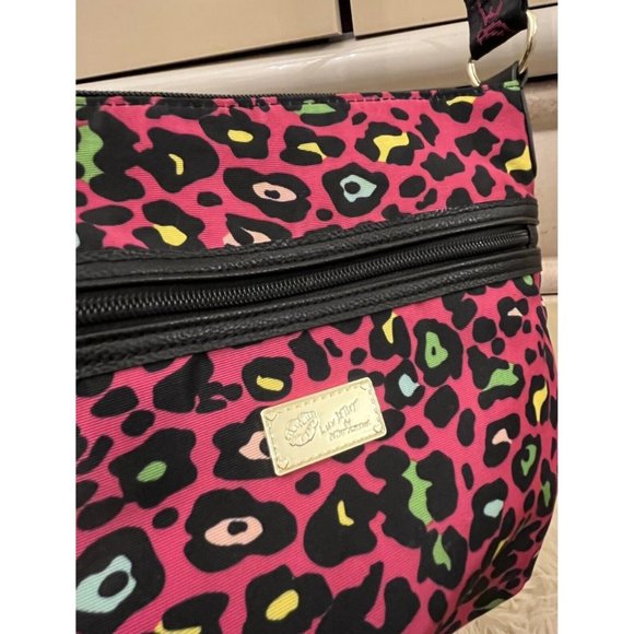 BETSY JOHNSON HOT PINK FUSCHIA LEOPARD CHEETAH ANIMAL PRINT NYLON CROSSBODY BAG - Picture 4 of 11
